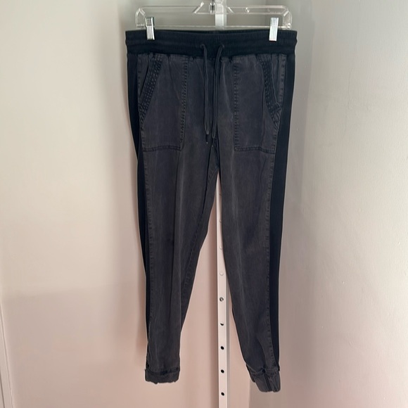 Splendid Jessie Gray Denim Jogger Women’s Size Small - Picture 3 of 7
